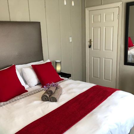 The Lavender Guesthouse 克龙斯塔德 外观 照片