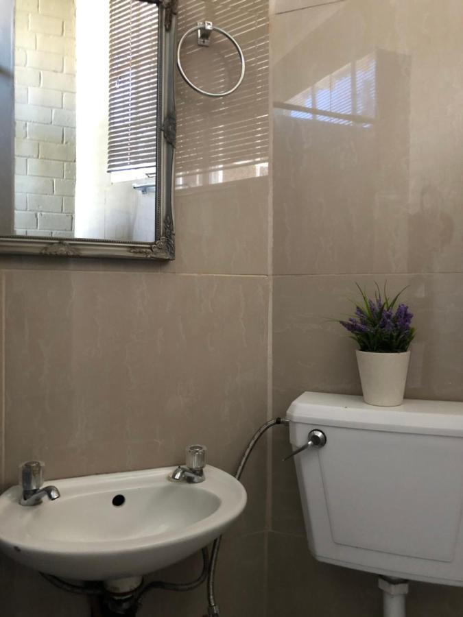 The Lavender Guesthouse 克龙斯塔德 外观 照片